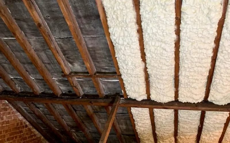 Loft Insulation Removal in Hemel Hempstead
